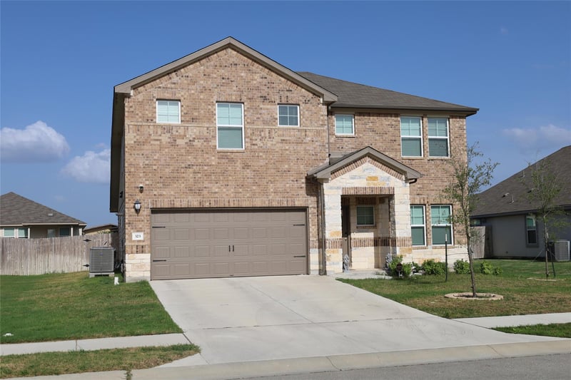323 Windy Reed RD, Hutto, TX 78634