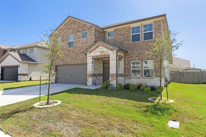 323 Windy Reed RD, Hutto, TX 78634