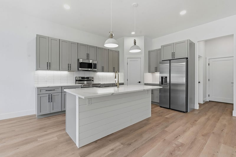 13 Country Place DR, Wimberley, TX 78676