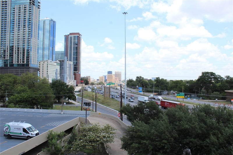 40 Interstate Highway 35 #6D2, Austin, TX 78701