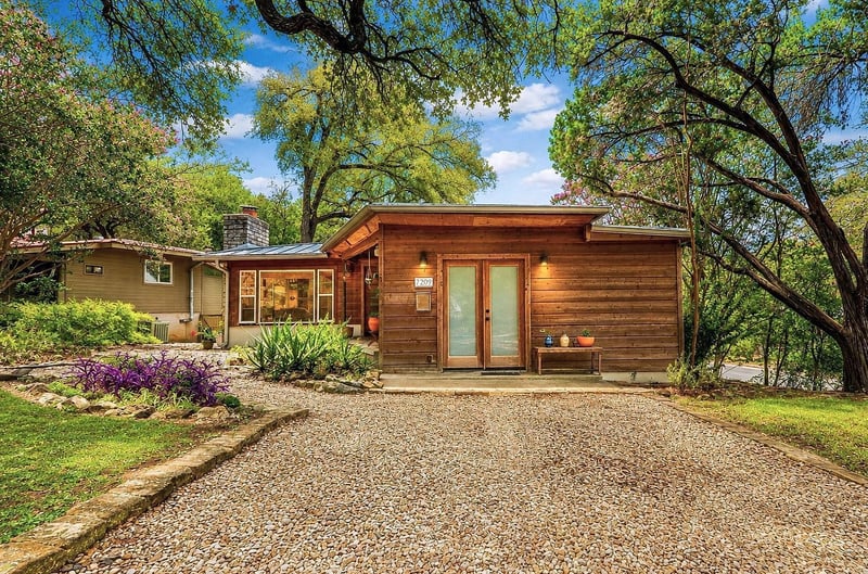 2209 La Casa DR, Austin, TX 78704