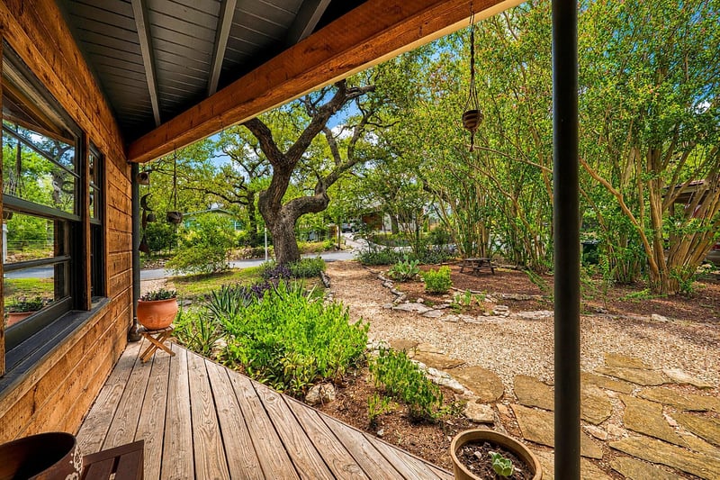 2209 La Casa DR, Austin, TX 78704