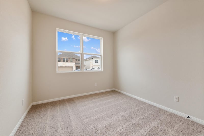 134 Arlington Park Loop, Hutto, TX 78634