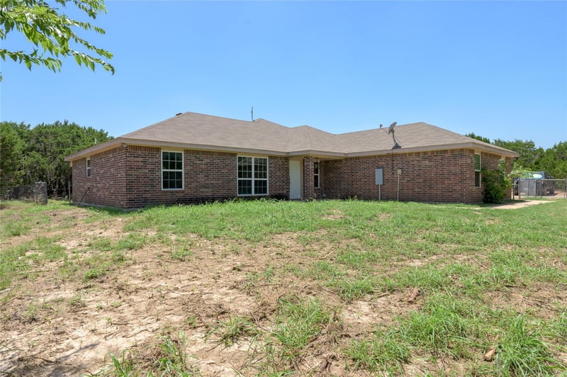 815 Rocky LN, Copperas Cove, TX 76522