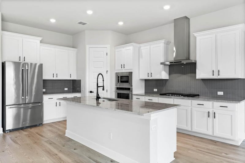 106 Nandina Pa, Bastrop, TX 78602