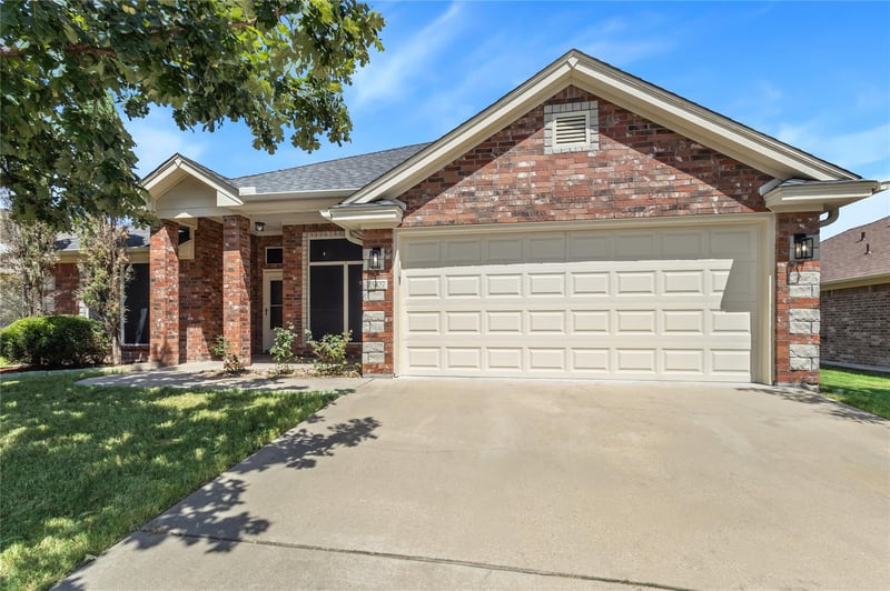 1907 Guinevere LN, Harker Heights, TX 76548