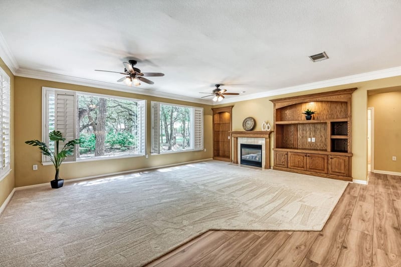 156 Great Frontier Dr, Georgetown, TX 78633