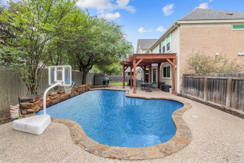 2129 Clear Lake PL, Round Rock, TX 78665