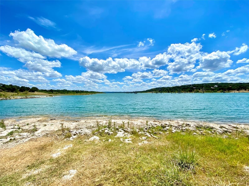 1516 Ensenada DR, Canyon Lake, TX 78133