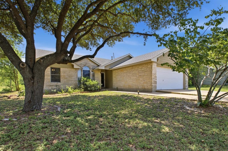 1717 Rendova LN, Pflugerville, TX 78660