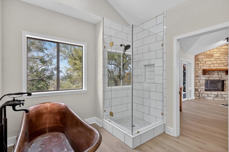 95 Gateway North, Marble Falls, TX 78654
