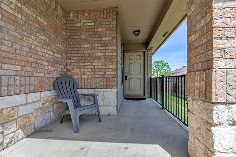 211 Pine Arbol Ps, Buda, TX 78610