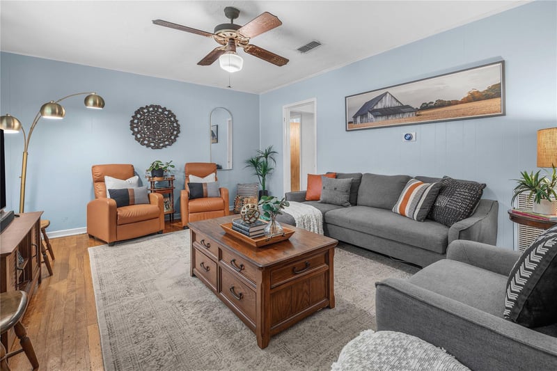 3028 Tennessee Ave, Bryan, TX 77803