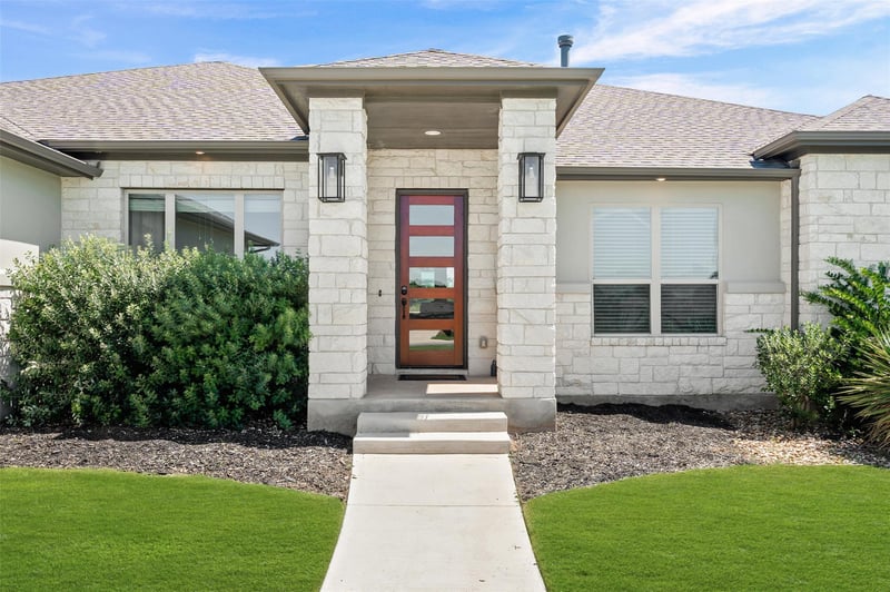 320 Buffalo TRL, Liberty Hill, TX 78642