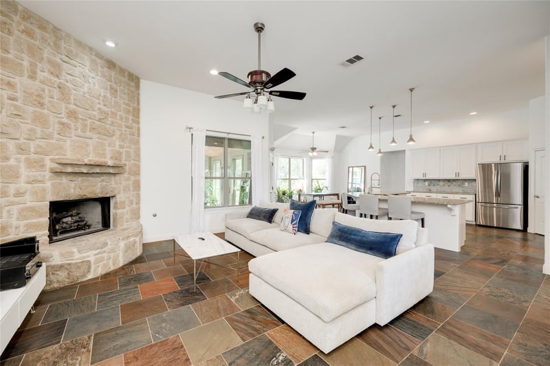 1005 Cedar Park DR, Cedar Park, TX 78613