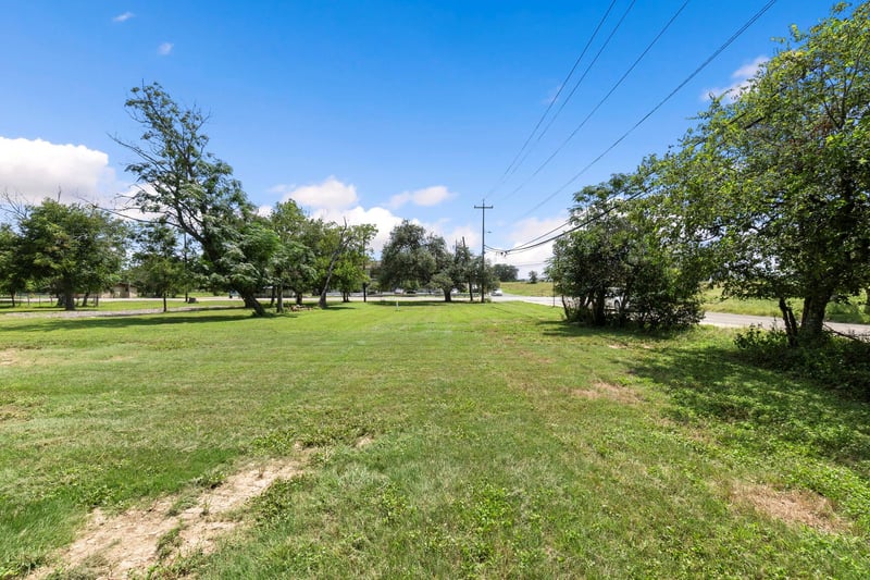 1410 Bishop ST, San Marcos, TX 78666