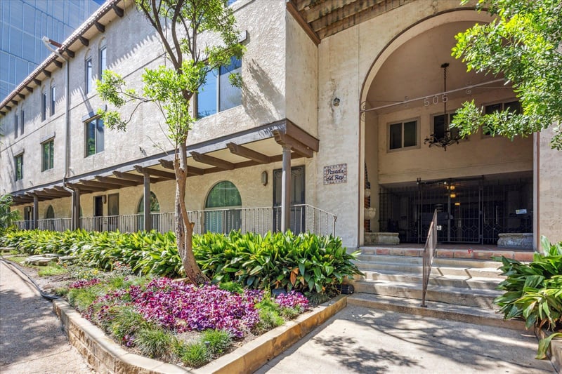 505 W 7th ST #105, Austin, TX 78701