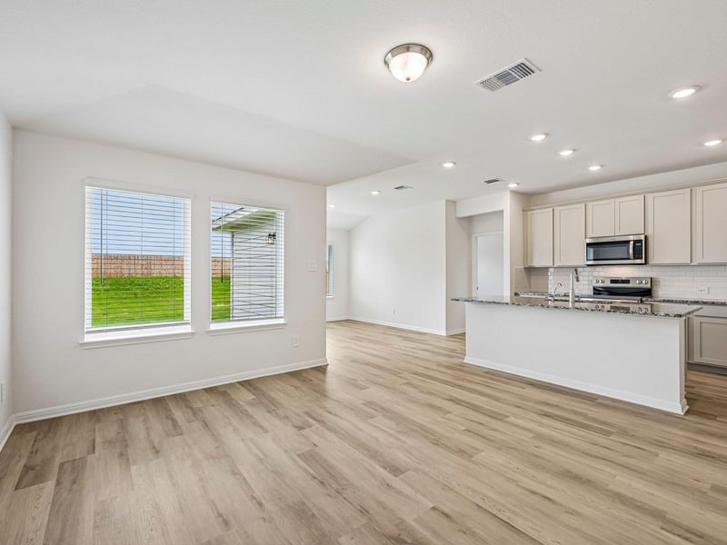 132 Sleep HOLW, Jarrell, TX 76537