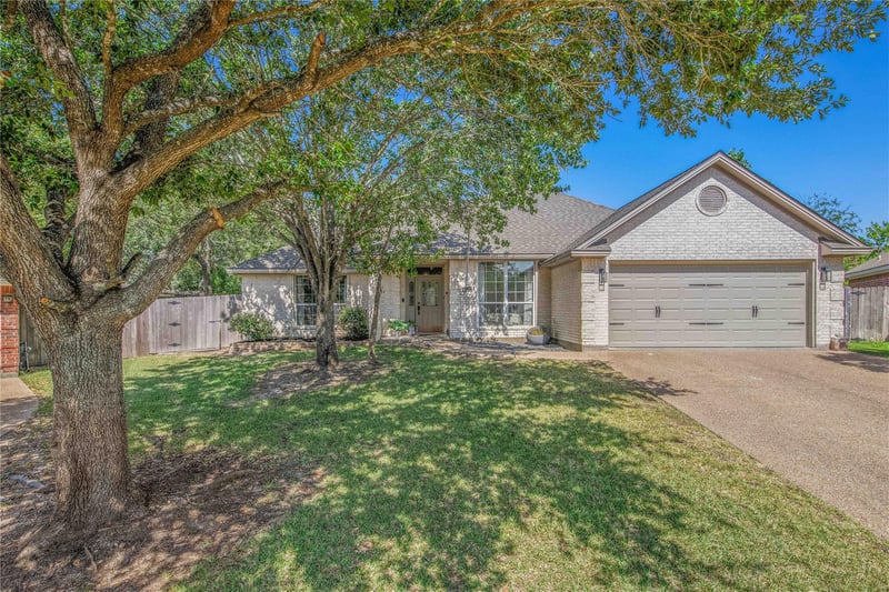 4420 Pickering PL, College Station, TX 77845