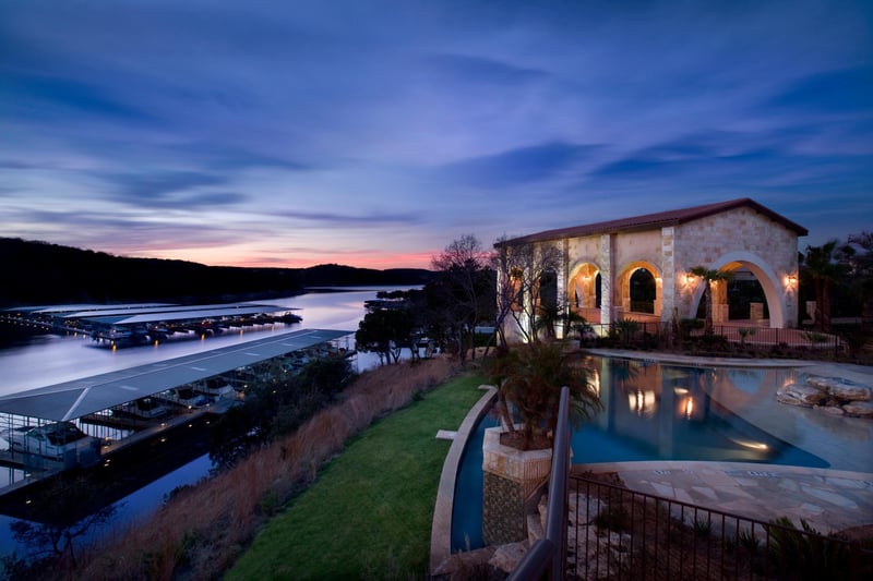 105 Pennybacker LN, Lakeway, TX 78738