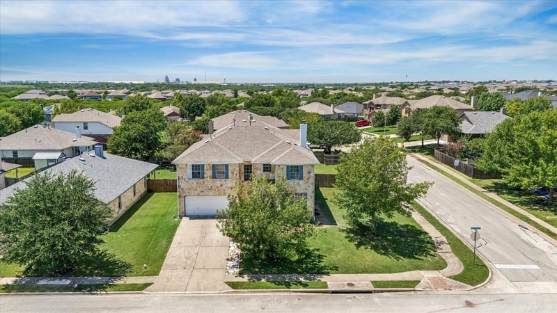 643 Shadow Creek BLVD, Buda, TX 78610