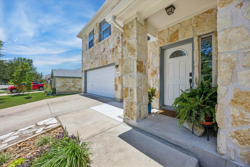 643 Shadow Creek BLVD, Buda, TX 78610