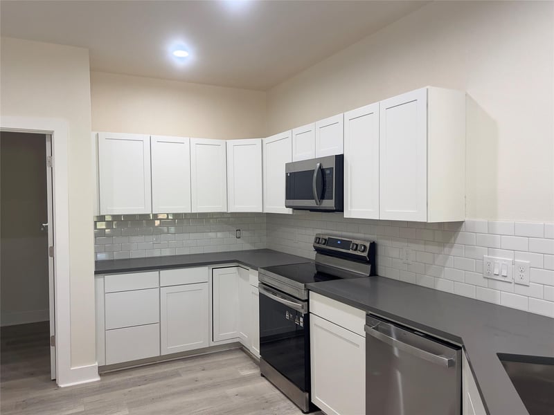 316 Sweet Grass, Horseshoe Bay, TX 78657