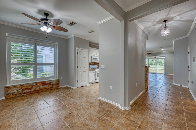 125 Dickens CIR, Georgetown, TX 78633