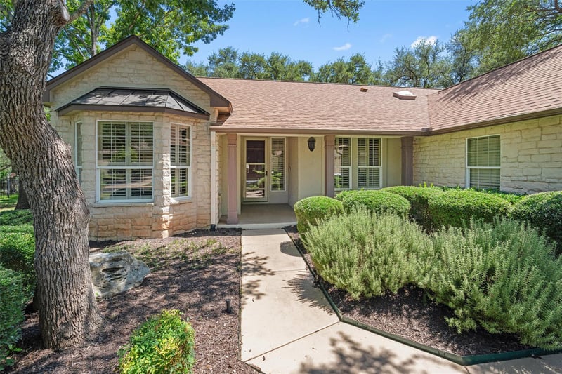 188 Trail Rider Way, Georgetown, TX 78633