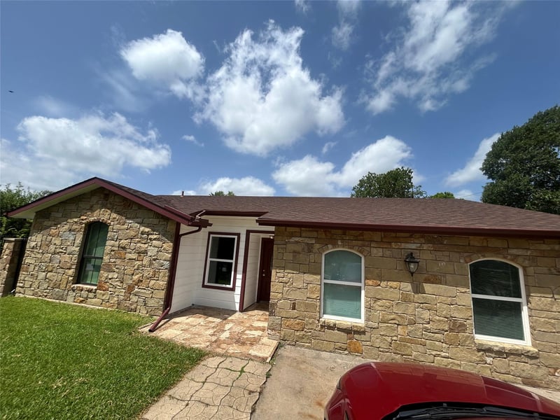1909 Heathwood CIR, Round Rock, TX 78664