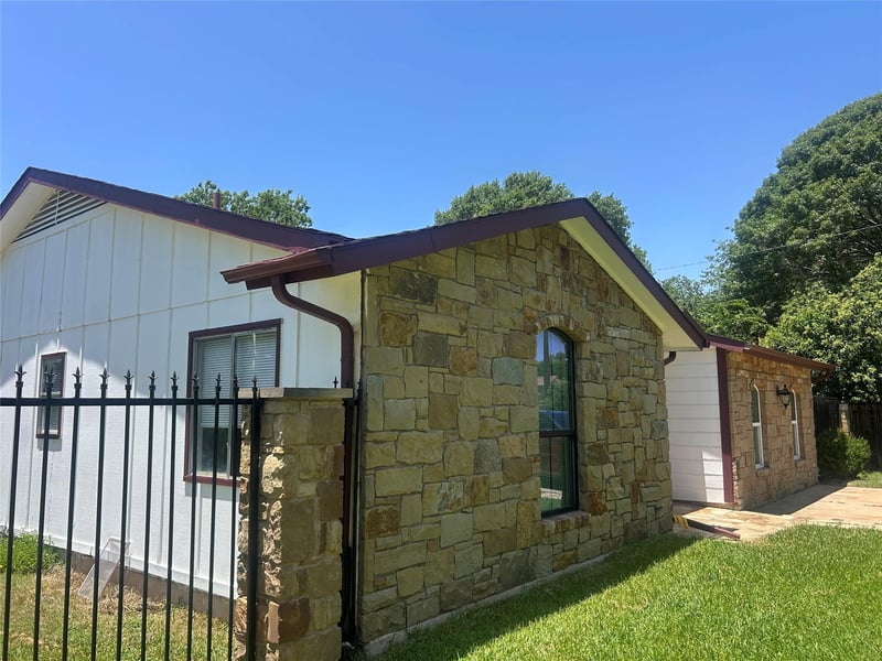 1909 Heathwood CIR, Round Rock, TX 78664
