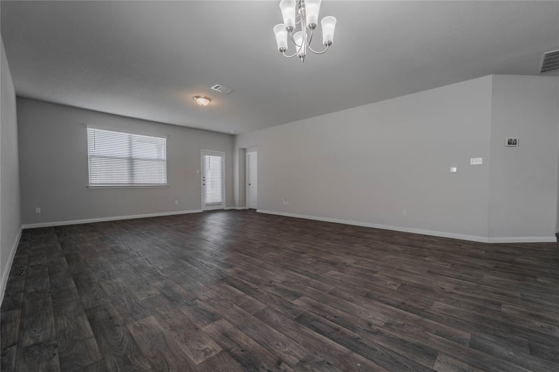 501 Naset DR, Georgetown, TX 78626