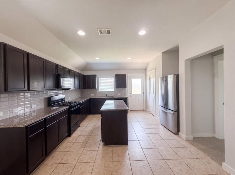 5909 Urbano BND #23, Round Rock, TX 78665