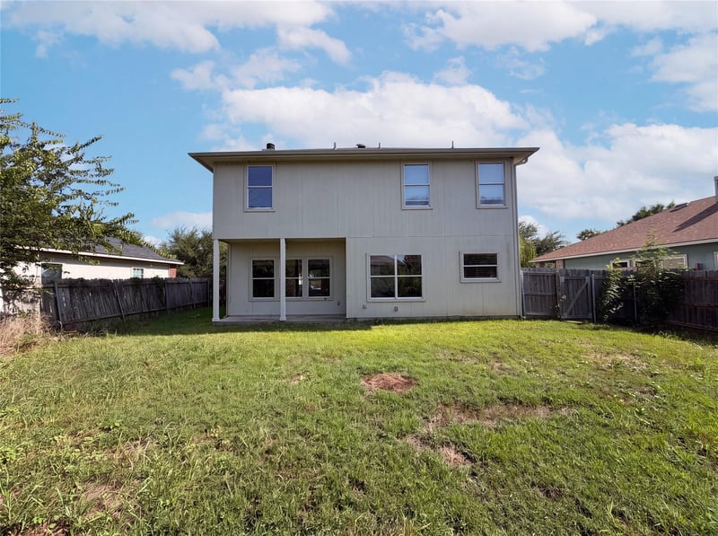 206 Almquist ST, Hutto, TX 78634