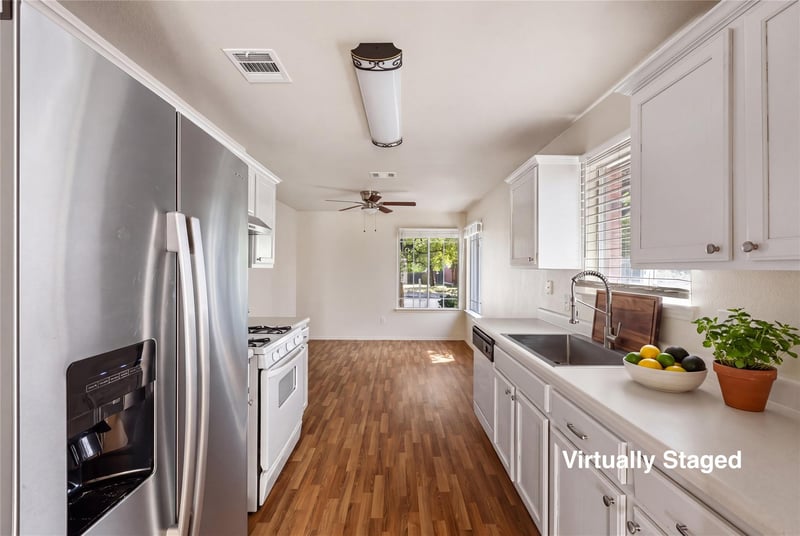 1513 Canon Yeomans TRL, Austin, TX 78748