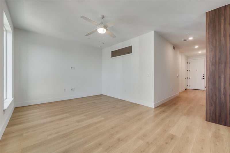 1701 Simond Ave #516, Austin, TX 78723