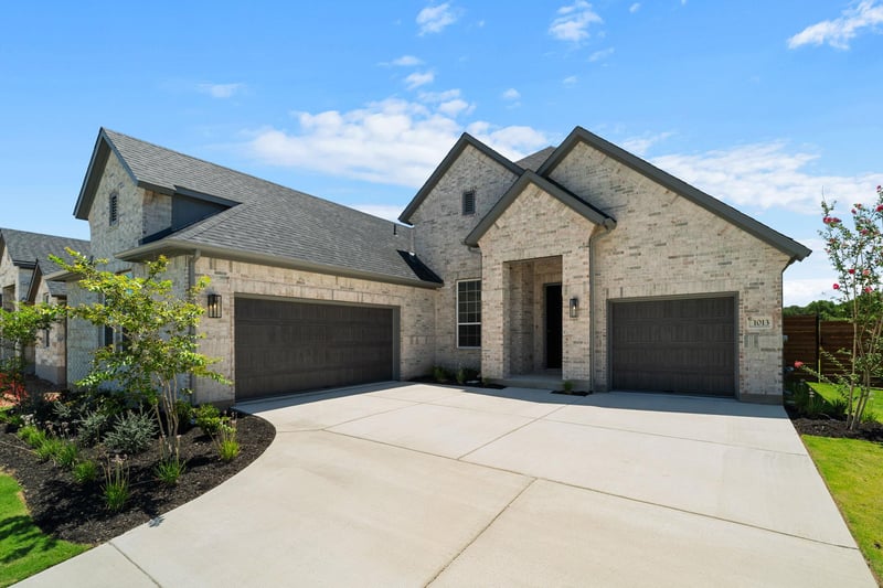 1013 Painted Horse DR, Georgetown, TX 78633