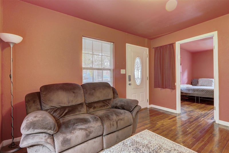 611 W Live Oak ST, Austin, TX 78704