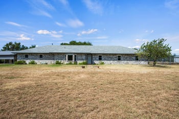 851 San Gabriel DR, Liberty Hill, TX 78642