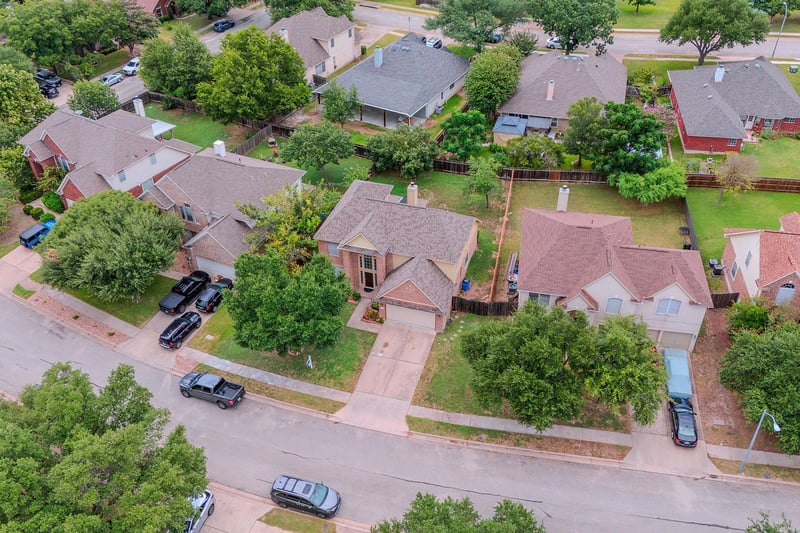 922 Indian Run DR, Pflugerville, TX 78660