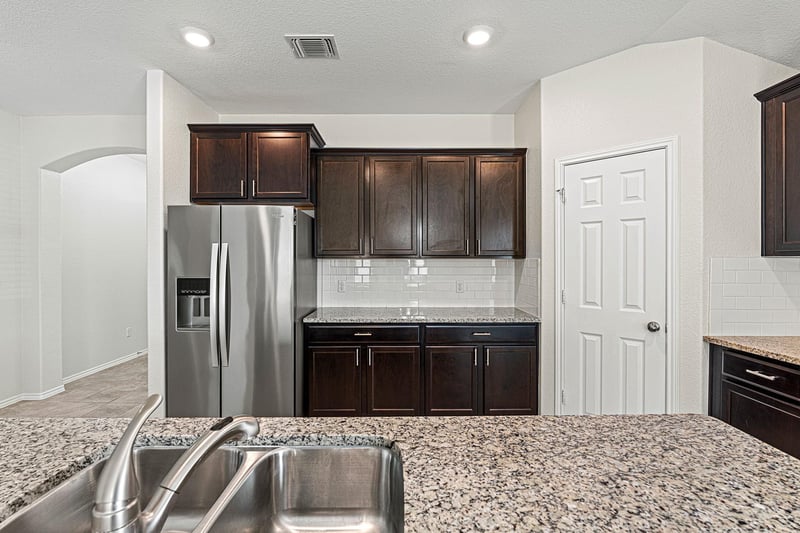 8803 Sky Crest DR, Temple, TX 76502