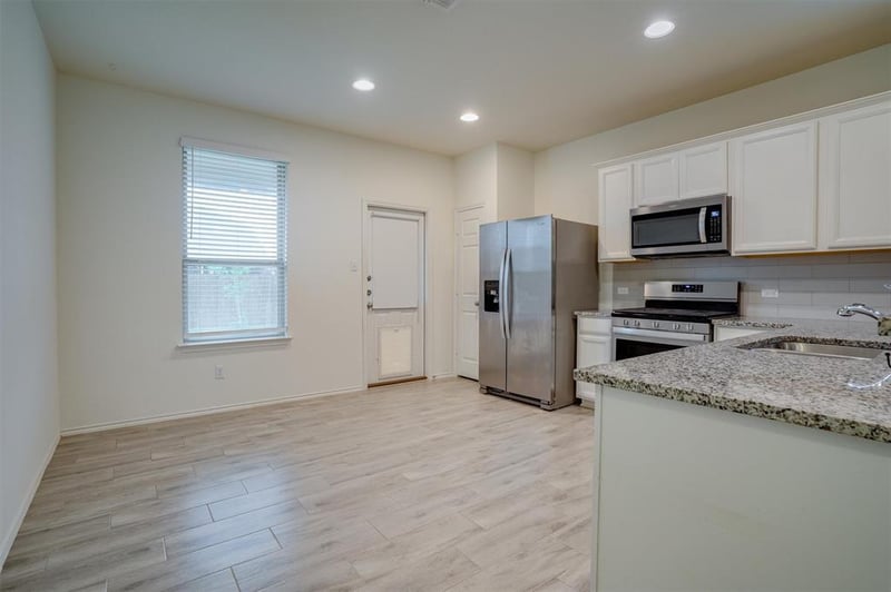 217 La Dera DR, Liberty Hill, TX 78642