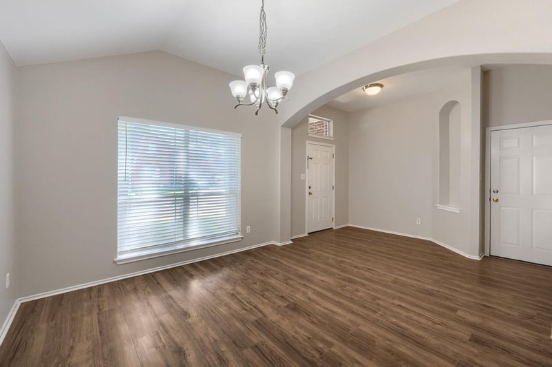 9305 Pioneer Forest DR, Austin, TX 78744