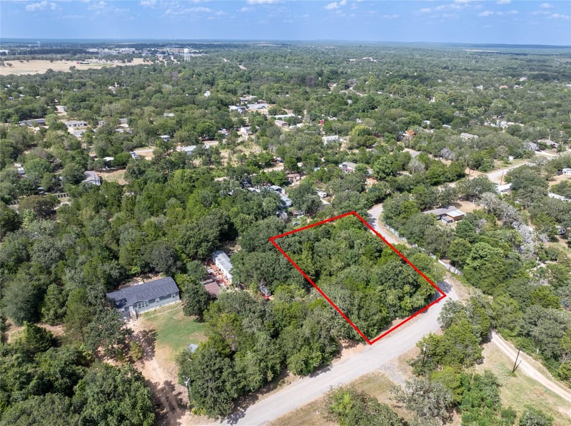 0 Road Runner LN, Bastrop, TX 78602
