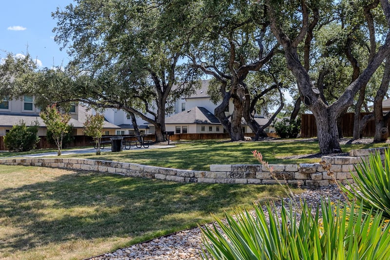 454 Parkline DR #33B, Georgetown, TX 78626