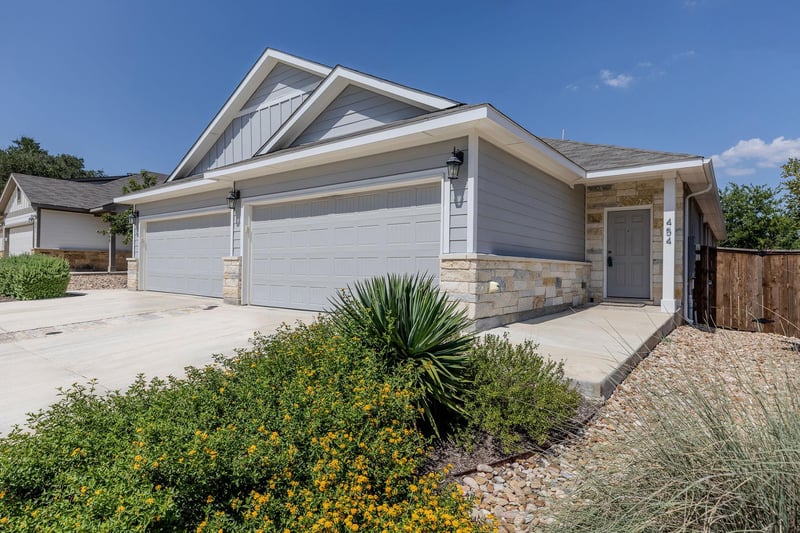 454 Parkline DR #33B, Georgetown, TX 78626