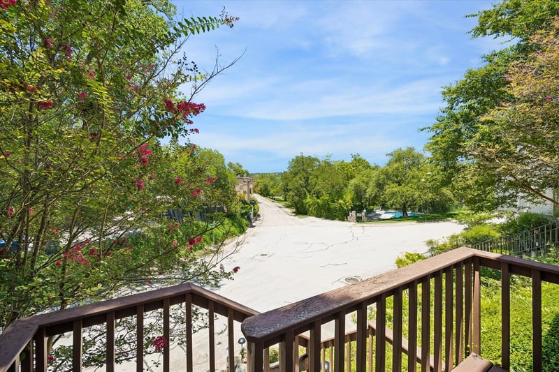 3609 Las Colinas DR #A, Austin, TX 78731