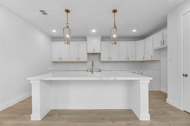 125 Railhead DR, Georgetown, TX 78633