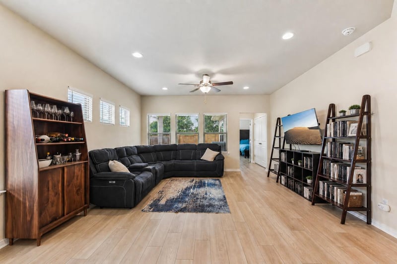 6403 Principale DR, Pflugerville, TX 78660