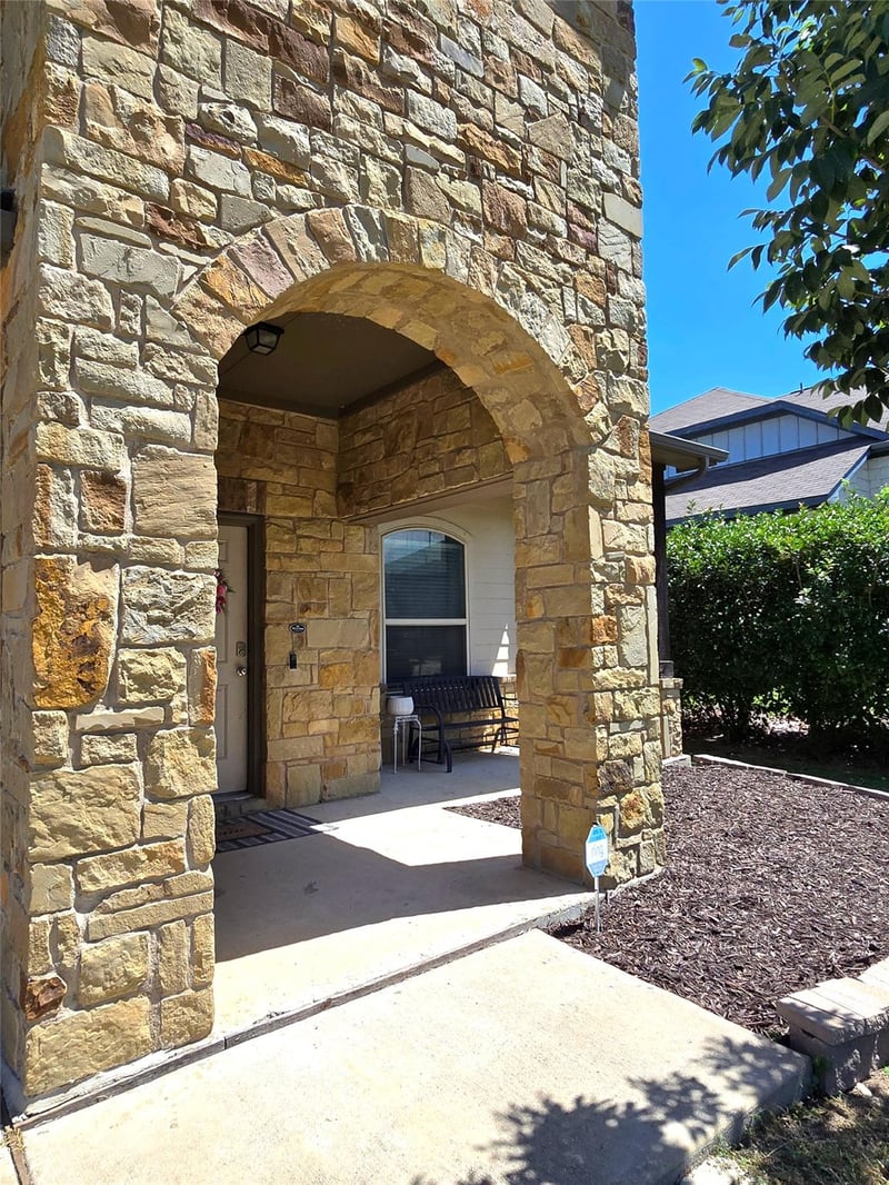 129 Diamondback CV, Buda, TX 78610